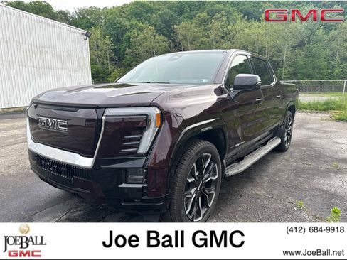 Used 2025 GMC Sierra EV Denali AWD/4WD image 1