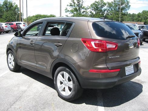 Used 2013 Kia Sportage LX FWD image 5