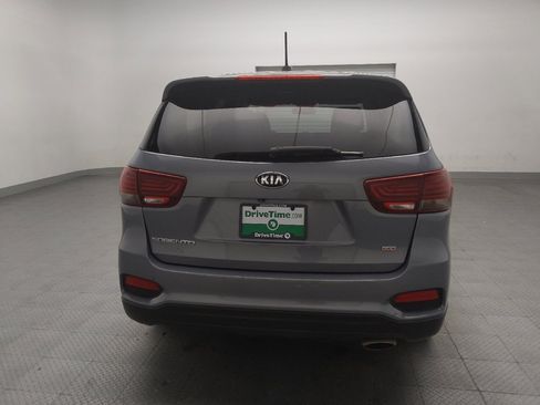 Used 2020 Kia Sorento LX FWD image 7