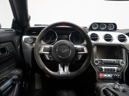 Used 2015 Ford Mustang GT Premium RWD image 18