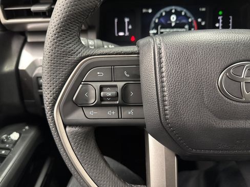 New 2025 Toyota Tacoma SR5 image 18