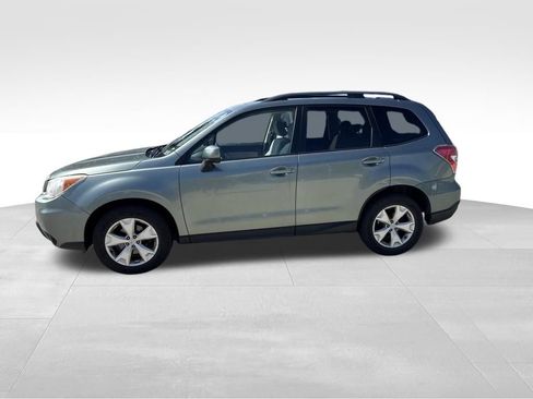 Used 2014 Subaru Forester 2.5i Premium w/ Popular Package #1 AWD/4WD image 2