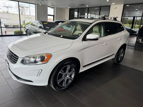 Used 2014 Volvo XC60 T6 image 2