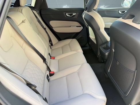 Used 2026 Volvo XC60 B5 Core w/ Climate Package AWD/4WD image 28