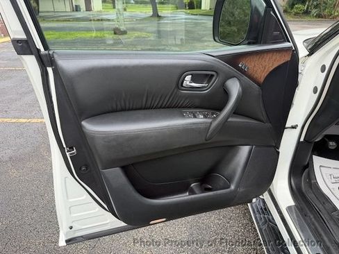 Used 2013 INFINITI QX56 2WD w/ Deluxe Touring Pkg image 79
