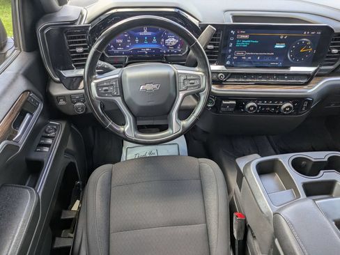 Used 2023 Chevrolet Silverado 1500 RST w/ Rally Edition AWD/4WD image 15