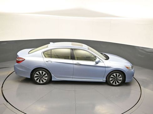 Certified 2017 Honda Accord Touring image 36