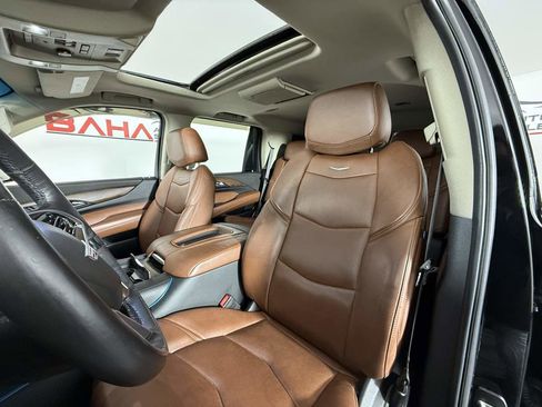 Used 2019 Cadillac Escalade Luxury image 20