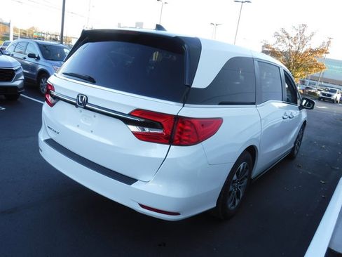 Used 2023 Honda Odyssey EX-L image 7