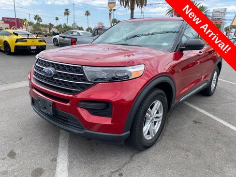 Used 2022 Ford Explorer XLT RWD image 1