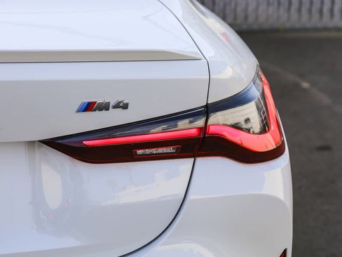 Used 2024 BMW M4 Coupe image 7