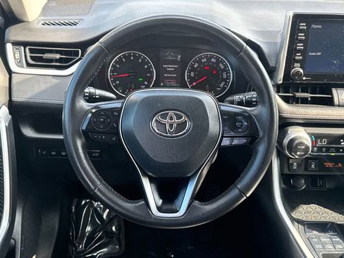 Used 2020 Toyota RAV4 XLE w/ Convenience Package AWD/4WD image 12