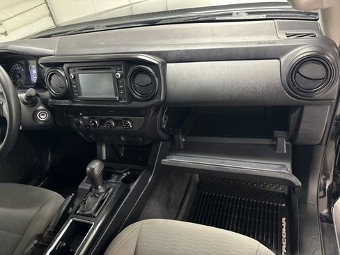 Used 2019 Toyota Tacoma SR image 20