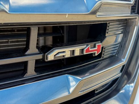 Used 2022 GMC Terrain AT4 AWD/4WD image 5