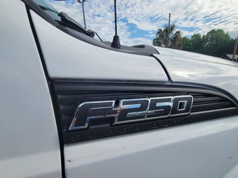 Used 2014 Ford F250 XL image 18