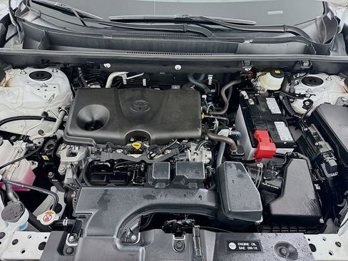 Certified 2025 Toyota RAV4 XLE image 10