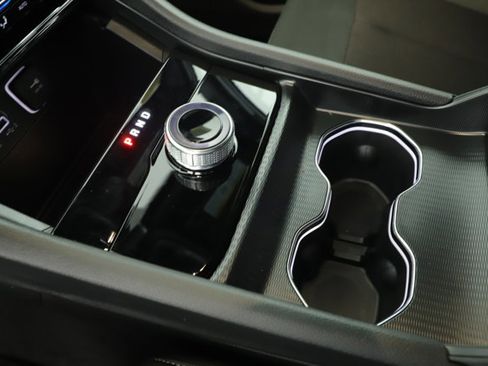 New 2025 Jeep Grand Cherokee Laredo image 16