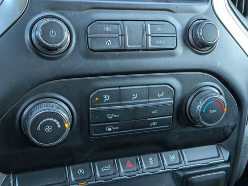 Used 2020 Chevrolet Silverado 1500 RST w/ RST Value Package image 27