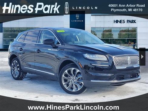 Certified 2023 Lincoln Nautilus Reserve image 1