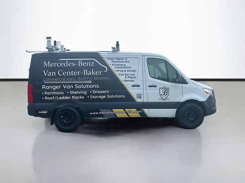 Used 2026 Mercedes-Benz Sprinter 2500 image 2