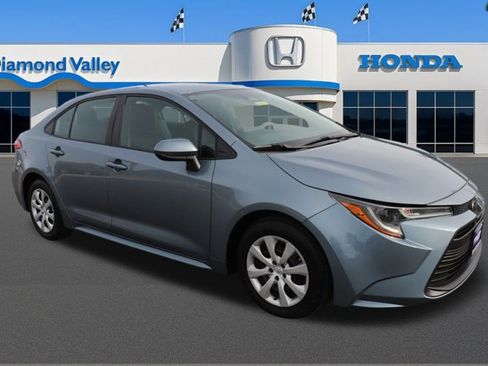 Used 2023 Toyota Corolla LE image 1