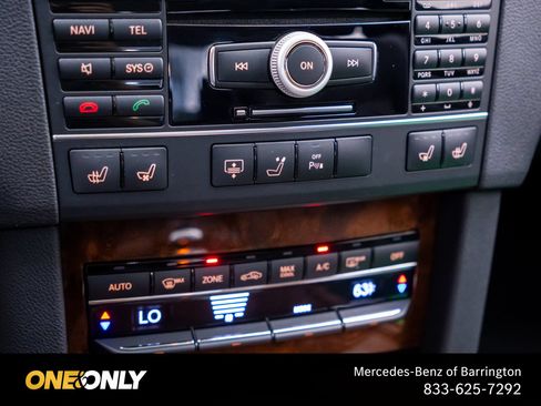 Used 2011 Mercedes-Benz E 550 4MATIC Sedan image 30