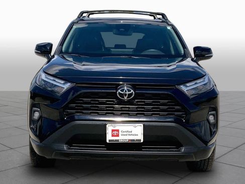 Used 2023 Toyota RAV4 XLE Premium FWD image 4