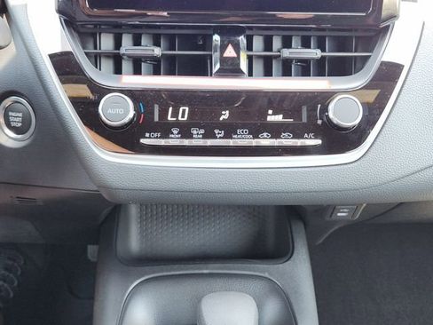 New 2026 Toyota Corolla SE FWD image 17
