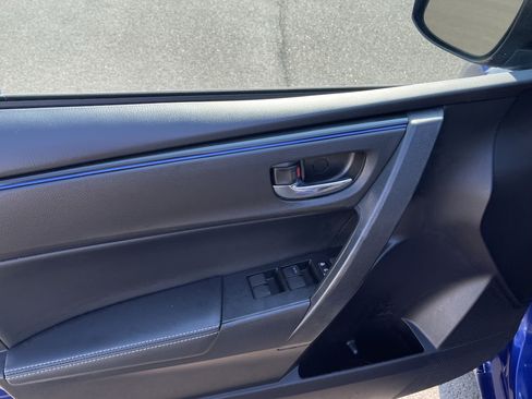 Used 2017 Toyota Corolla XSE w/ Carpet Mat Package (TMS) FWD image 18