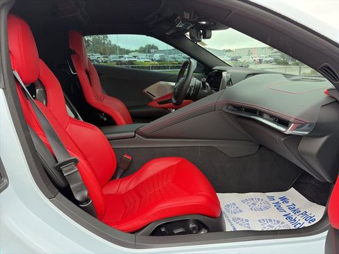 Used 2021 Chevrolet Corvette Stingray Preferred Cpe w/ Z51 Performance Package RWD image 34