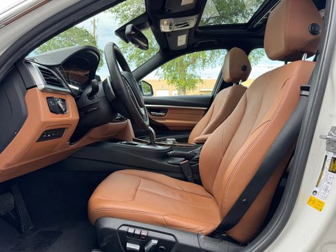 Used 2016 BMW 340i Sedan RWD image 15