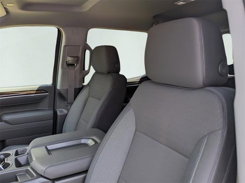 New 2026 GMC Sierra 1500 Elevation image 8