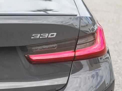 Used 2023 BMW 330i Sedan w/ M Sport Package RWD image 7