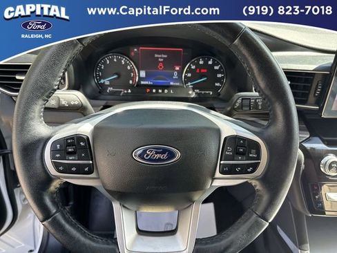 Certified 2022 Ford Explorer Limited w/ Hybrid Equipment Group 310A RWD image 24