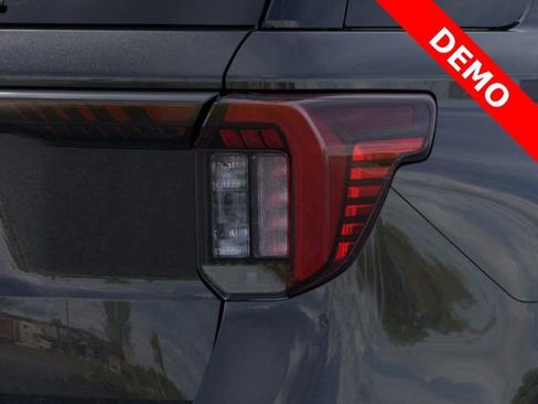 New 2026 Ford Explorer Active w/ Active Comfort Package image 21