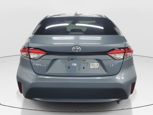 Used 2021 Toyota Corolla LE image 7