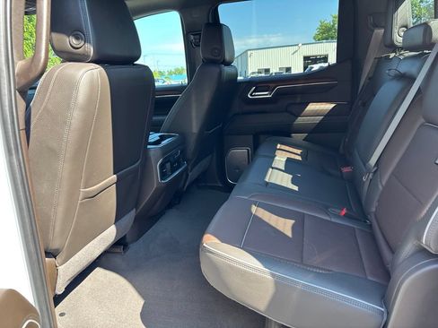 Used 2023 GMC Sierra 1500 Denali w/ Denali Reserve Package AWD/4WD image 24