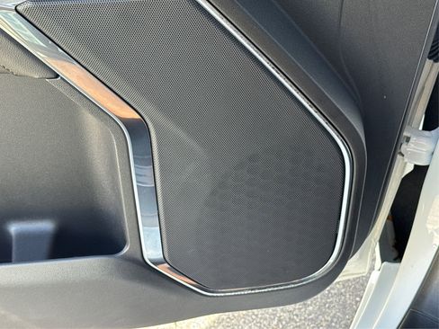 Used 2024 GMC Sierra 1500 Elevation w/ LPO, Elevation Black Package image 35