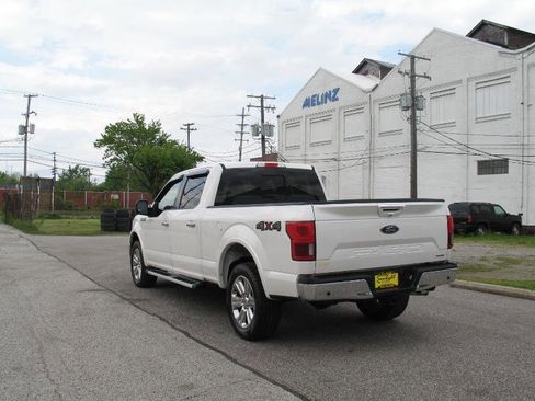 Used 2019 Ford F150 Lariat w/ Equipment Group 502A Luxury AWD/4WD image 4