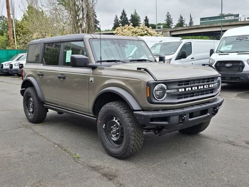 New 2026 Ford Bronco Big Bend w/ Black Diamond Package AWD/4WD image 7
