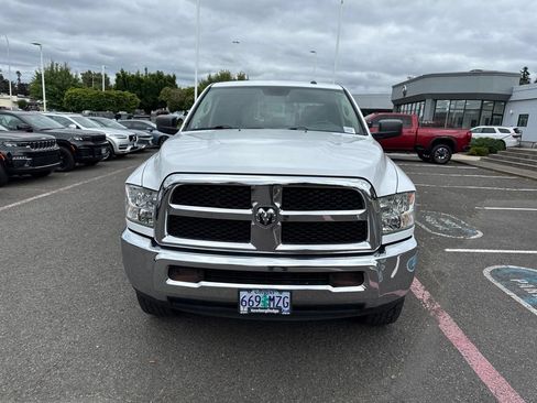 Used 2016 RAM 2500 SLT AWD/4WD image 2