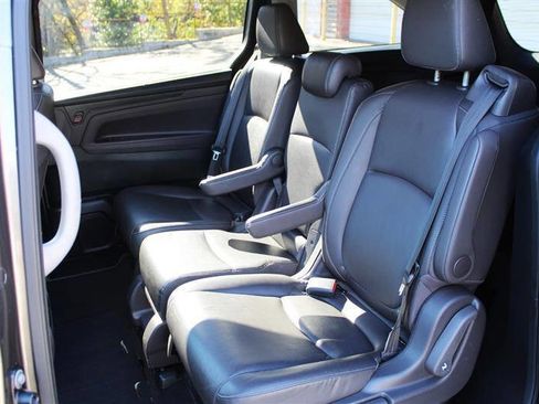 Used 2021 Honda Odyssey EX-L image 24