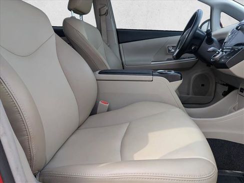 Used 2016 Toyota Prius V Five w/ Advanced Technology Package FWD image 22