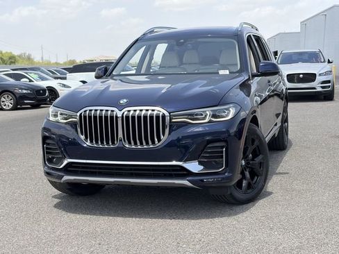 Used 2022 BMW X7 xDrive40i w/ Executive Package AWD/4WD image 3