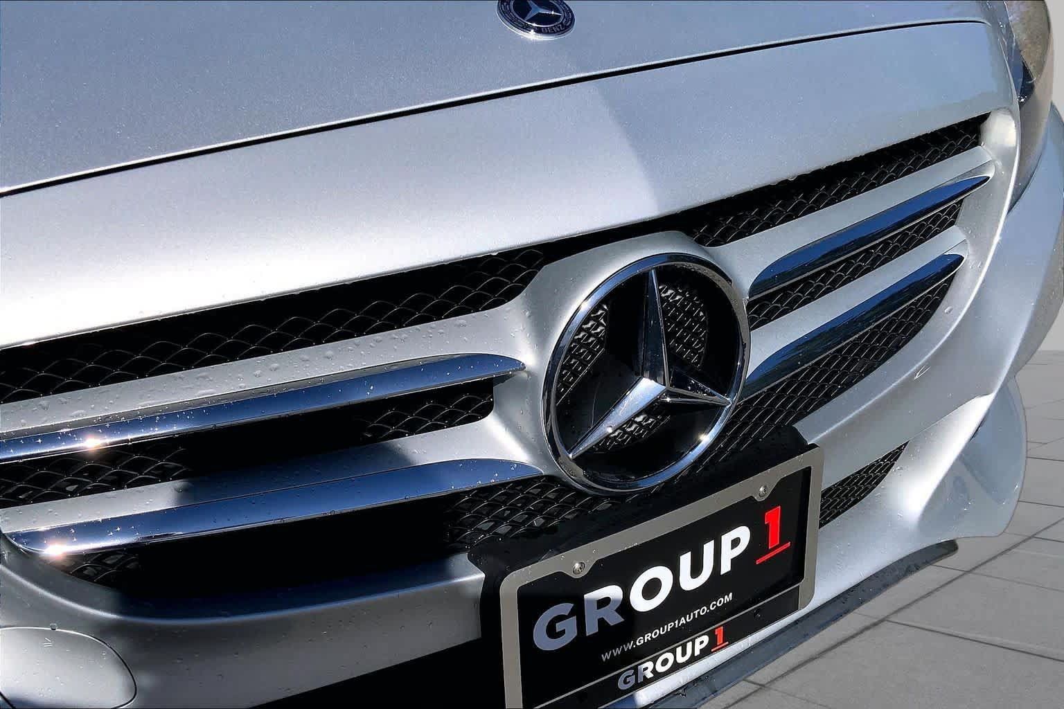 Used 2018 Mercedes-Benz C 300 4MATIC Sedan image 30