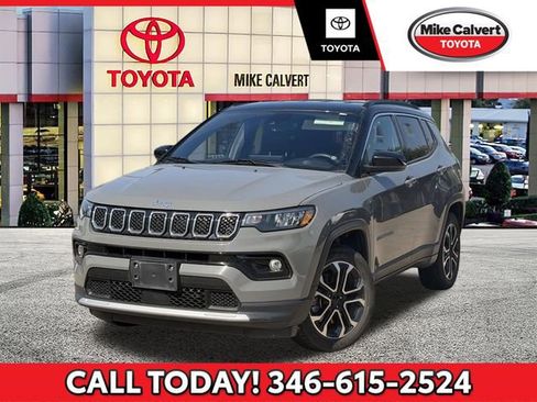 Used 2023 Jeep Compass Limited AWD/4WD image 1