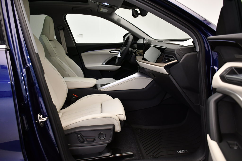 Used 2025 Audi Q5 Premium w/ Premium Plus AWD/4WD image 46