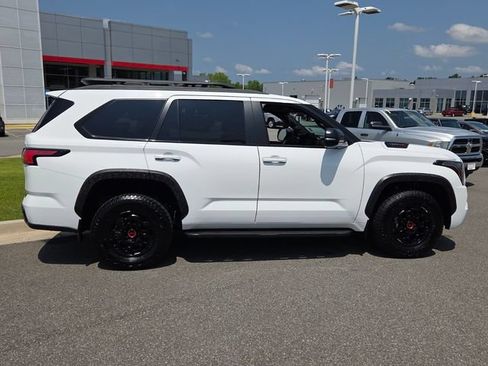 Used 2025 Toyota Sequoia TRD Pro AWD/4WD image 14