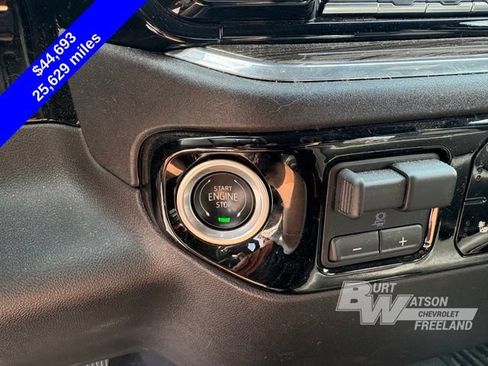Used 2024 Chevrolet Silverado 1500 RST w/ Z71 Off-Road Package AWD/4WD image 21
