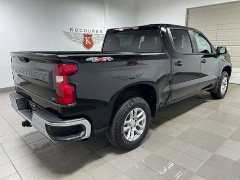 Used 2023 Chevrolet Silverado 1500 LT AWD/4WD image 6